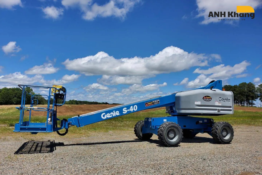 xe nâng sửa chữa điện 