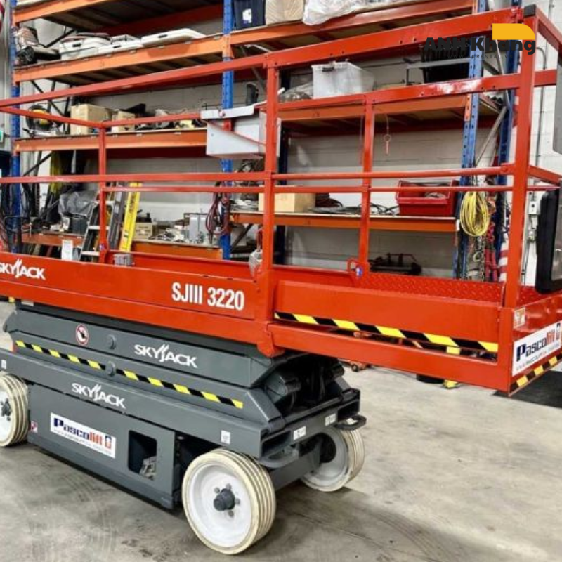 xe nâng người 10m Skyjack SJIII 3220