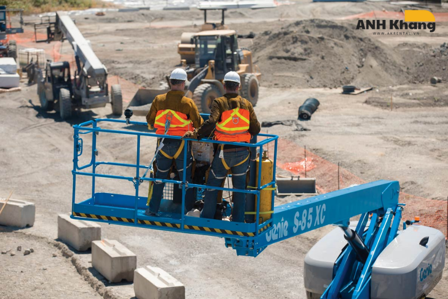  ứng dụng xe nâng ngoài trời