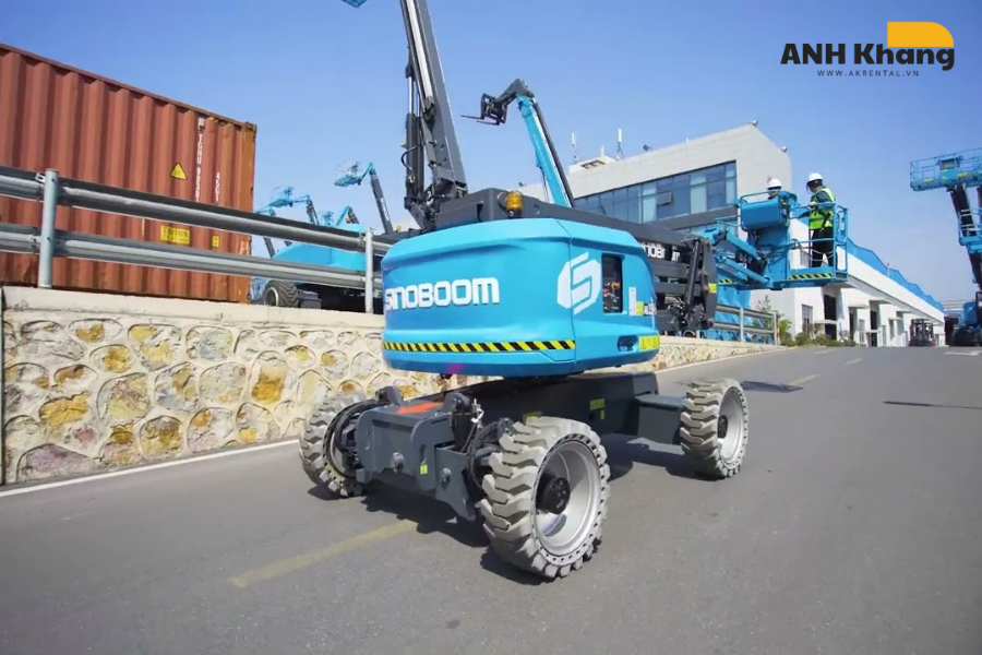 Xe nâng Sinoboom linh hoạt