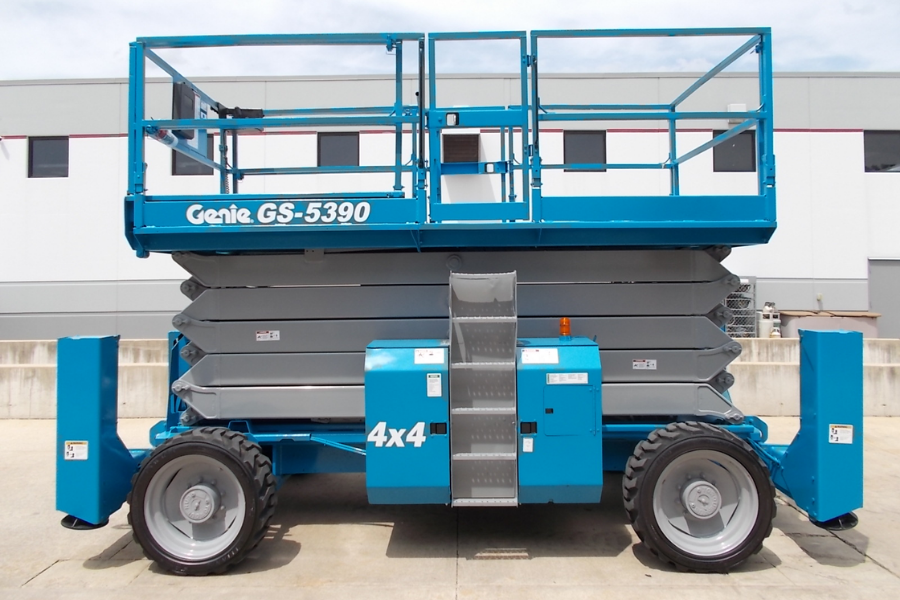 thuê xe nâng người tại bình dương