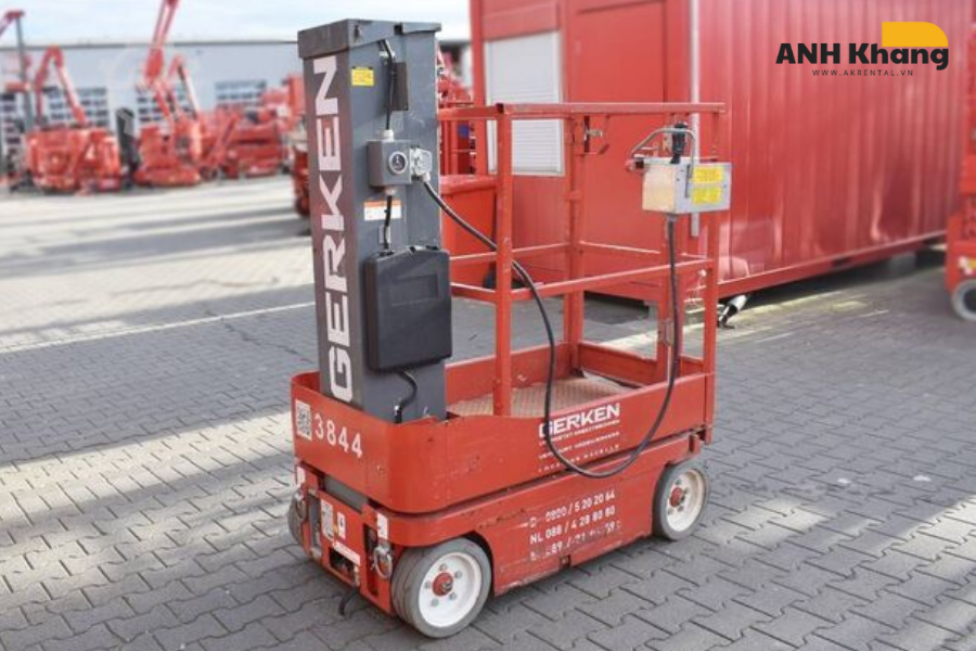 Xe nâng người 6m trụ đứng 