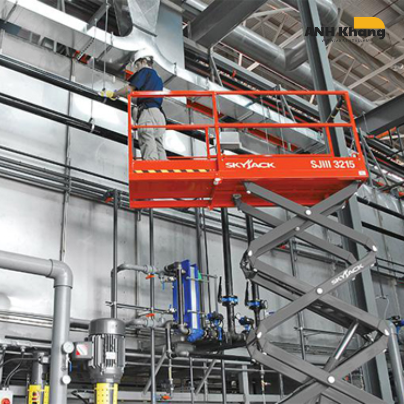 Xe nâng người Skyjack SJIII 3215