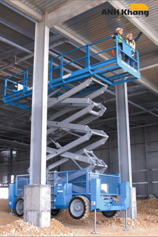 Xe nâng người 8m an toàn