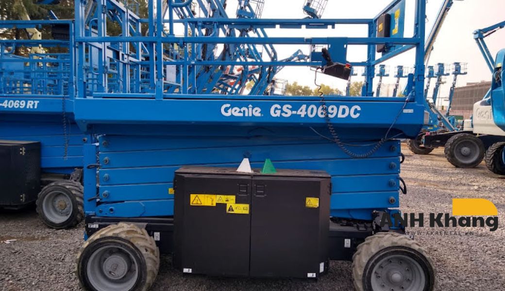 gia-thue-xe-nang-nguoi-14m