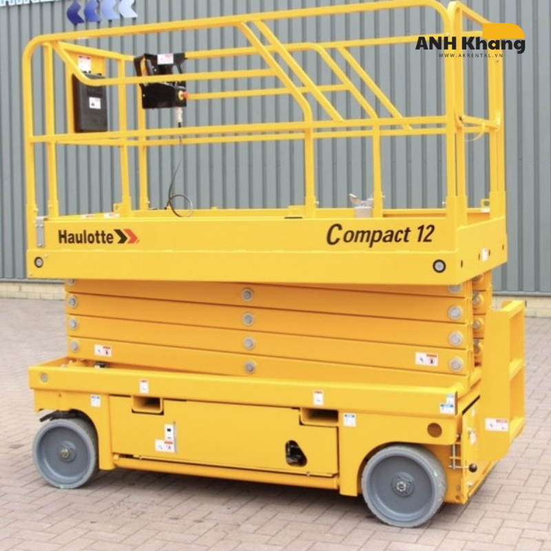 Xe nâng người Haulotte Compact 12