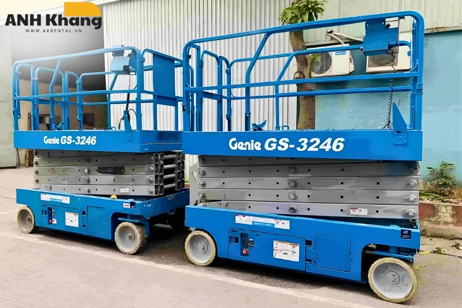 cac dong xe nang nguoi den tu cac thuong hieu uy tin xe nâng người 12m uy tín