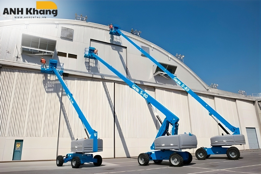 xe nang nguoi tren cao ung dung trong cong viec xe nâng làm việc trên cao