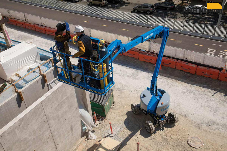 105 Xe nâng 18m hãng Genie