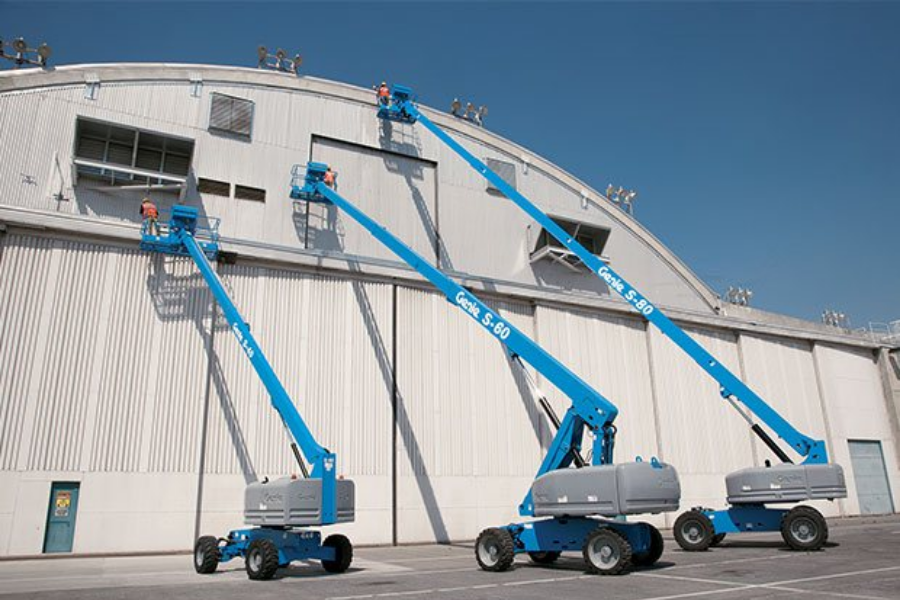 xe nâng dạng cần thẳng