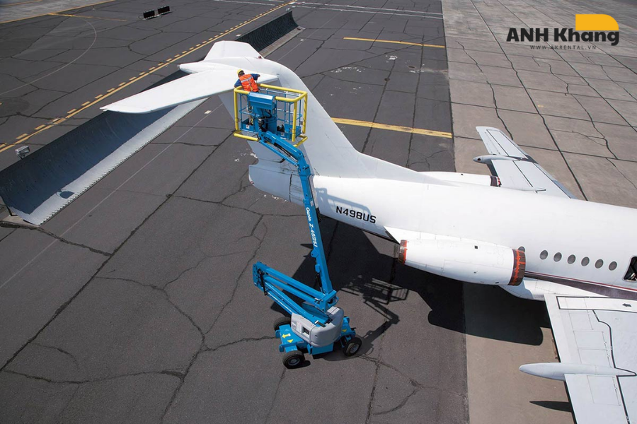 Đặc điểm xe nâng người 30m