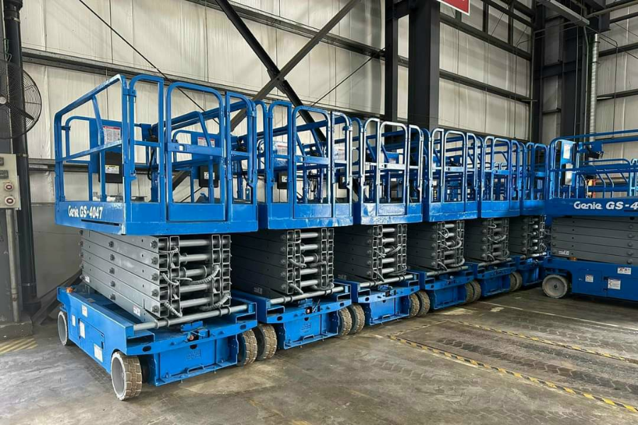 Xe nâng người đa dạng