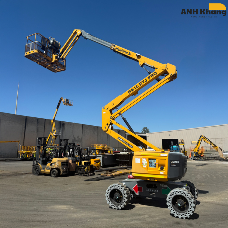 39 xe nâng người Haulotte dạng z boom