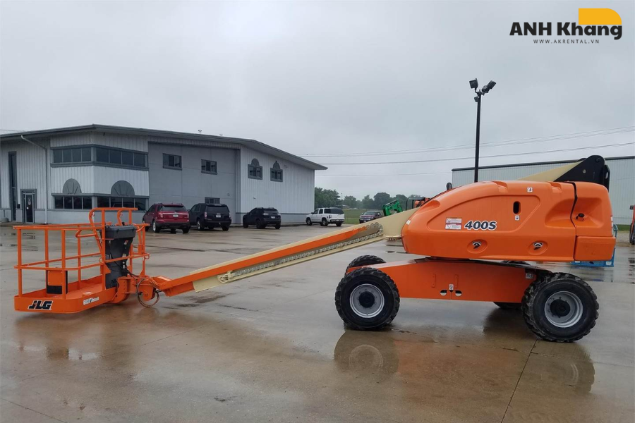 41 xe nâng người JLG Boom Lift