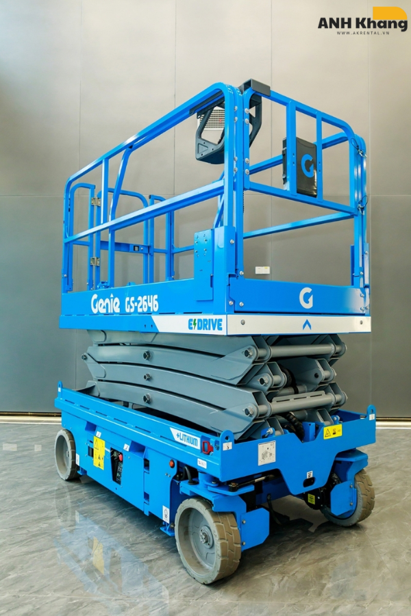 xe nâng scissor lift chuyên dụng