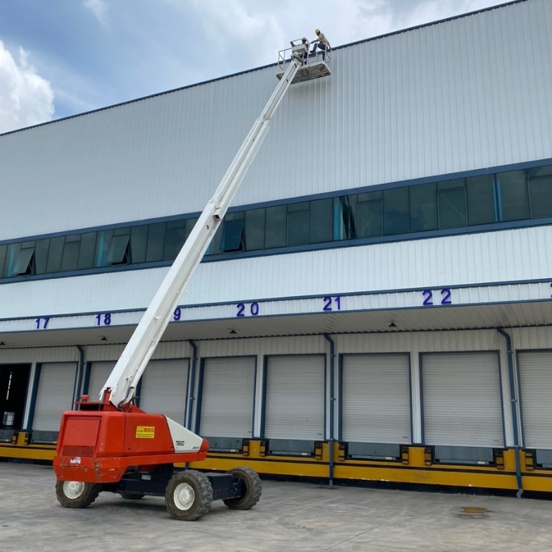 xe boom lift nâng người