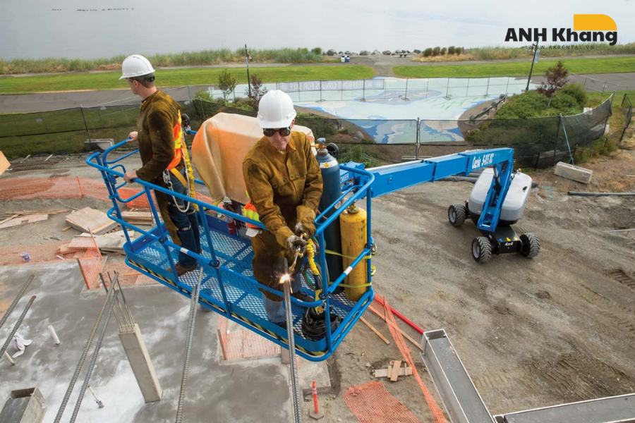 lợi ích của xe boom lift chạy điện