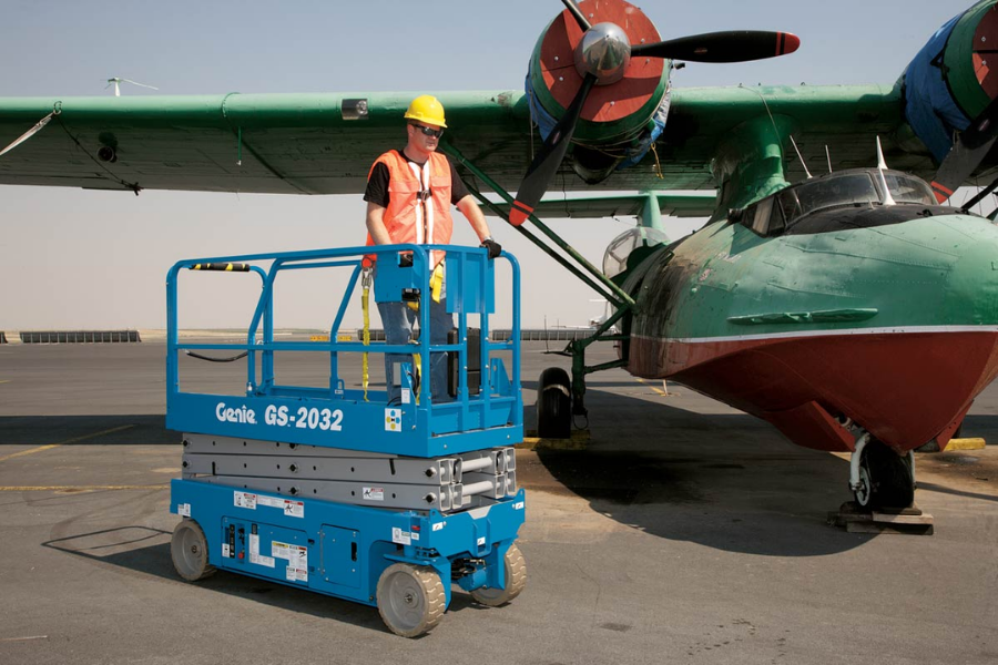 xe nâng dạng cắt kéo