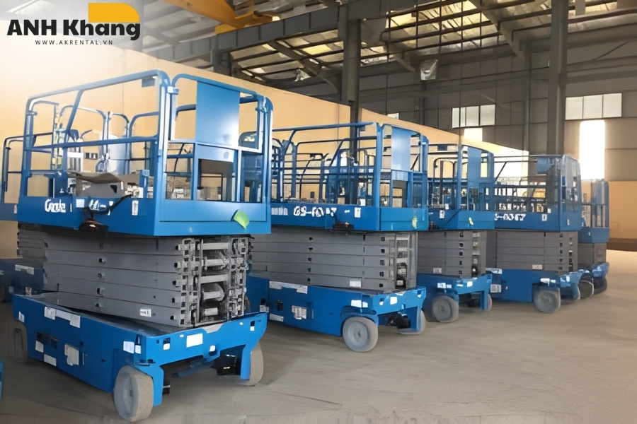 xe thang nang nguoi co chat luong on dinh cao ben bi giup giam chi phi vanh hanh Xe nâng giảm chi phí
