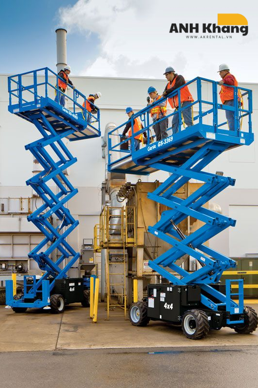 23 Xe nâng sử dụng dầu