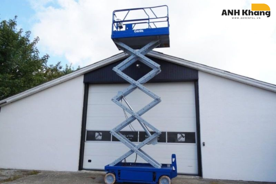 Ưu điểm của xe nâng cắt kéo