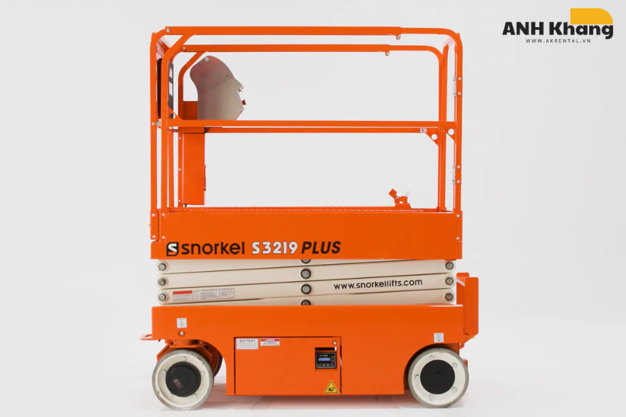 47 Xe nâng địa hình bền bỉ