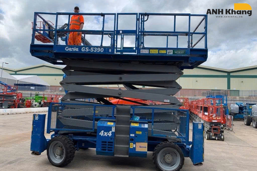 71 ứng dụng xe nâng an toàn