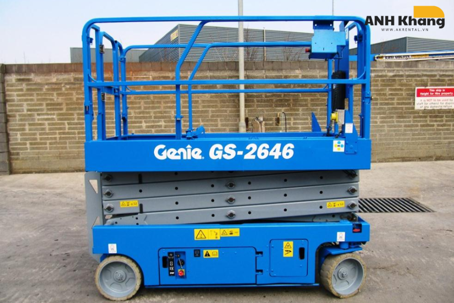 76 Xe nâng sử dụng điện