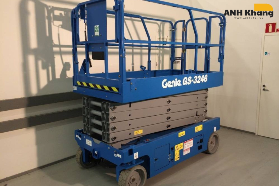 89 Thiết bị nâng người dạng cắt kéo