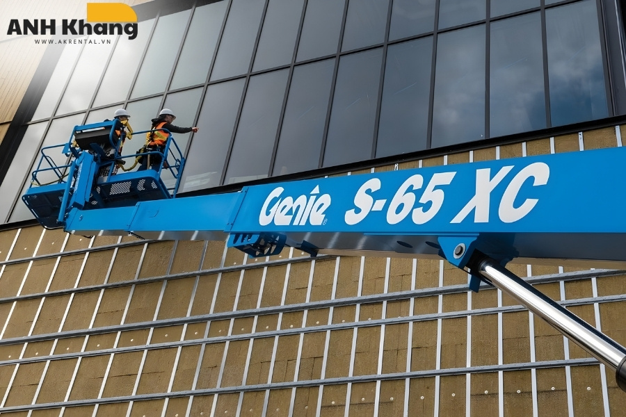 xe nang genie 20m su lua chon thong minh cho doanh nghiep can lam viec o do cao lon Xe nâng 20m hãng Genie